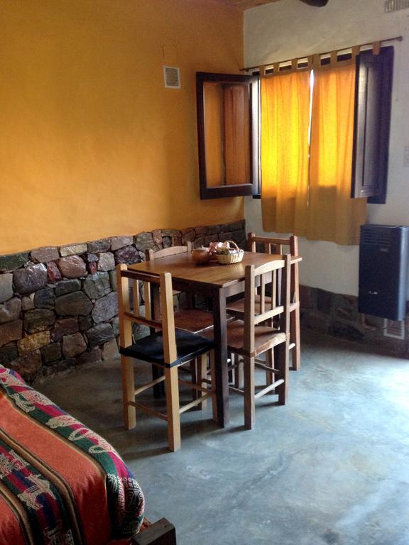 Posada Suri Huasi Tilcara Δωμάτιο φωτογραφία